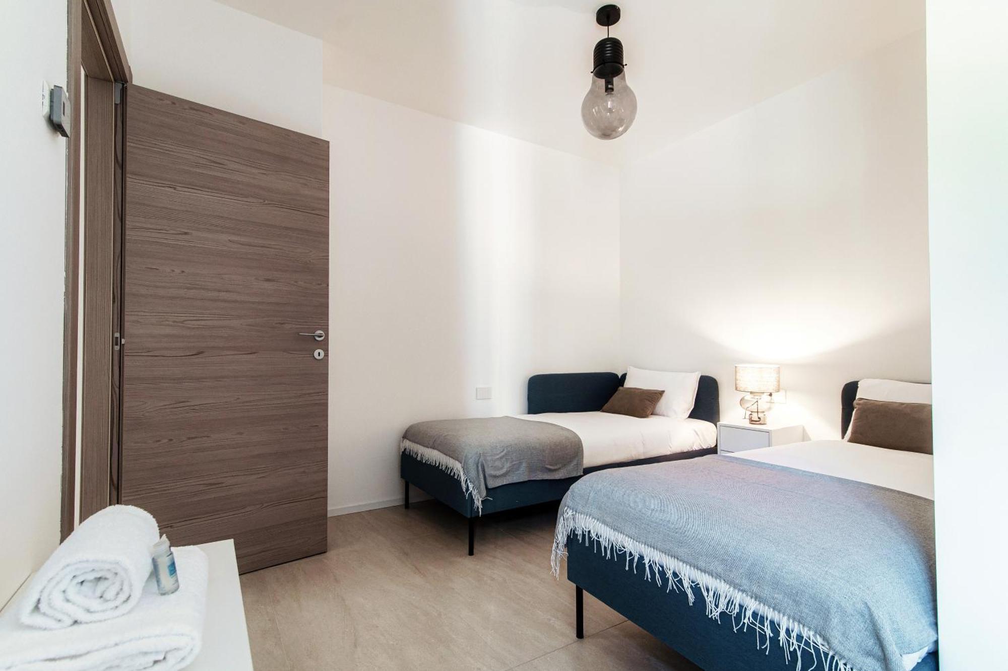 Lario Suite Apartments By Quokka 360 - With Parking Next To Como City Extérieur photo