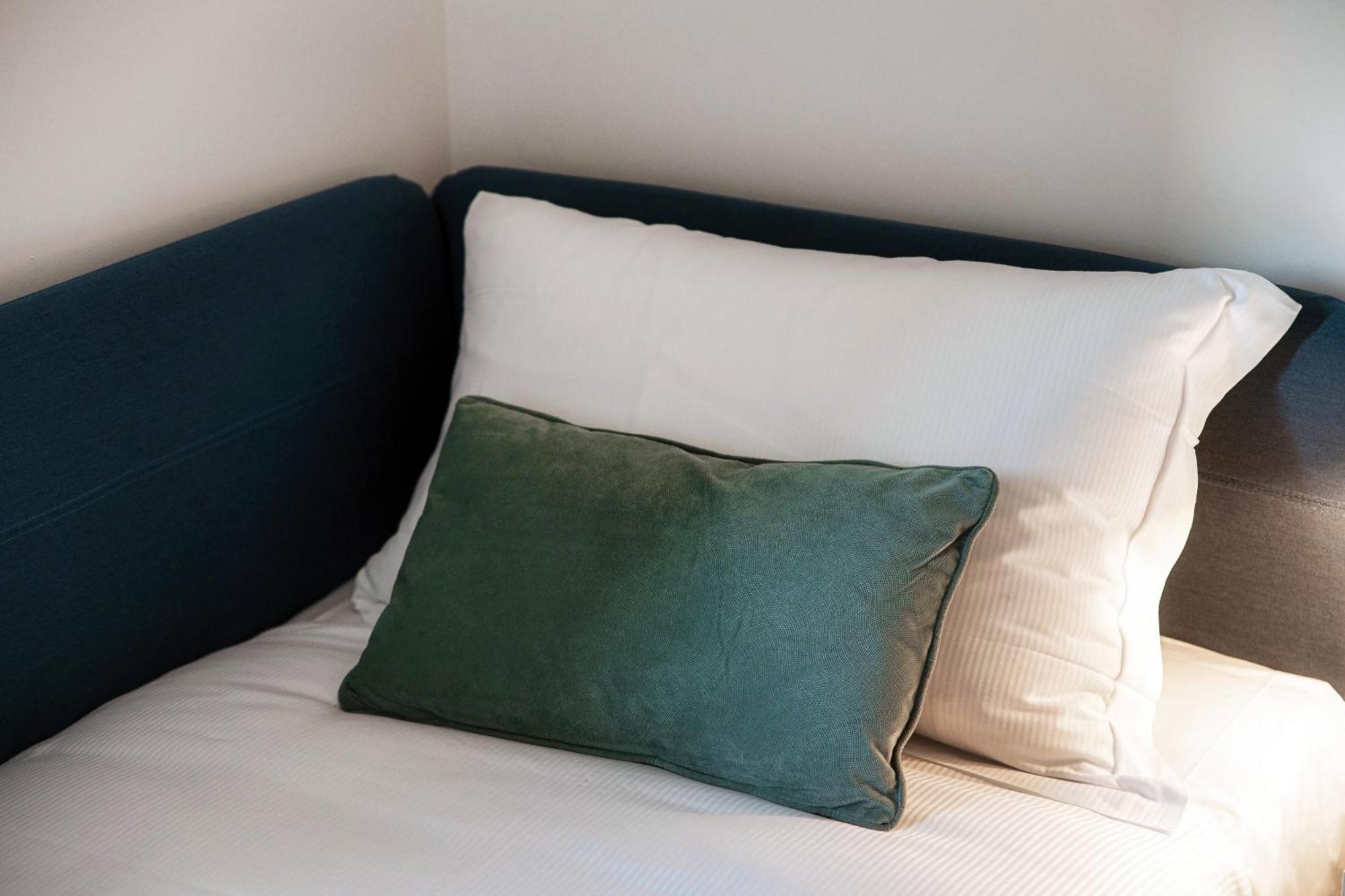 Lario Suite Apartments By Quokka 360 - With Parking Next To Como City Extérieur photo