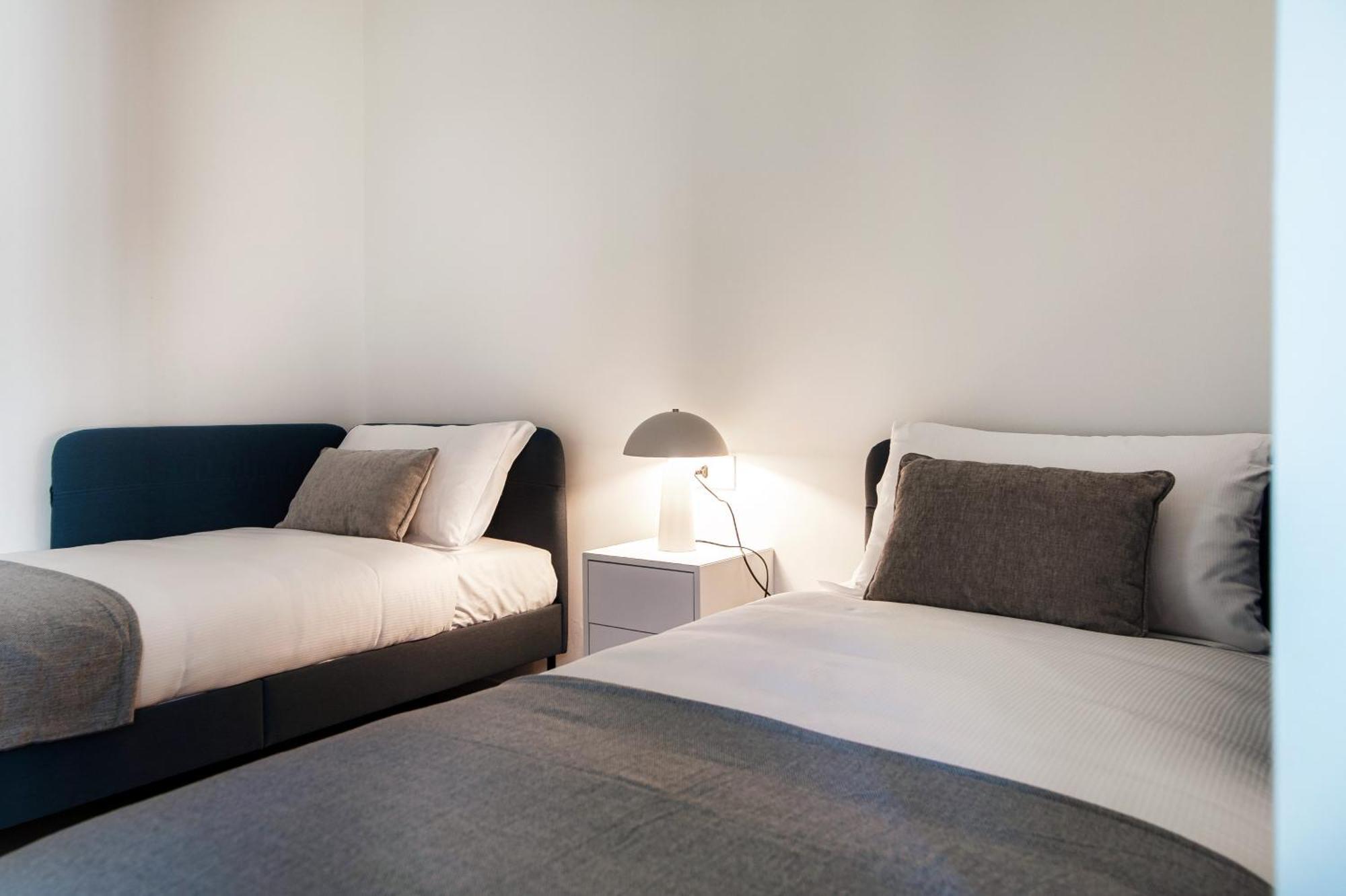 Lario Suite Apartments By Quokka 360 - With Parking Next To Como City Extérieur photo